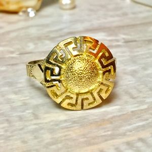 10kt Solid Gold Vintage Greek Key Sun Ring